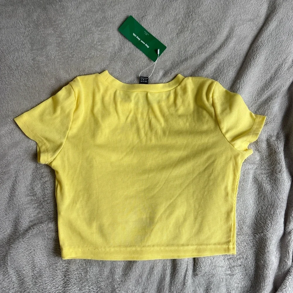 Shein Yellow Ribbed Cropped Top - Picture 2 of 3